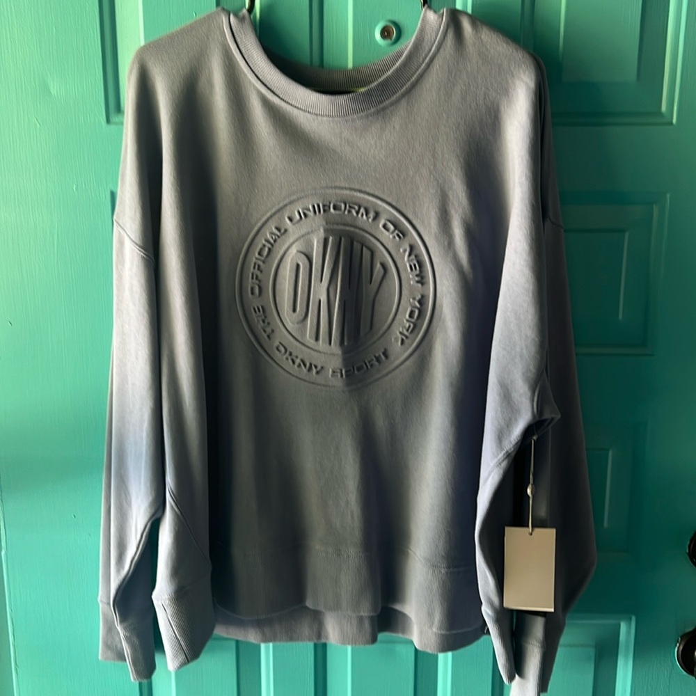 Women’s DKNY sweatshirt 2x